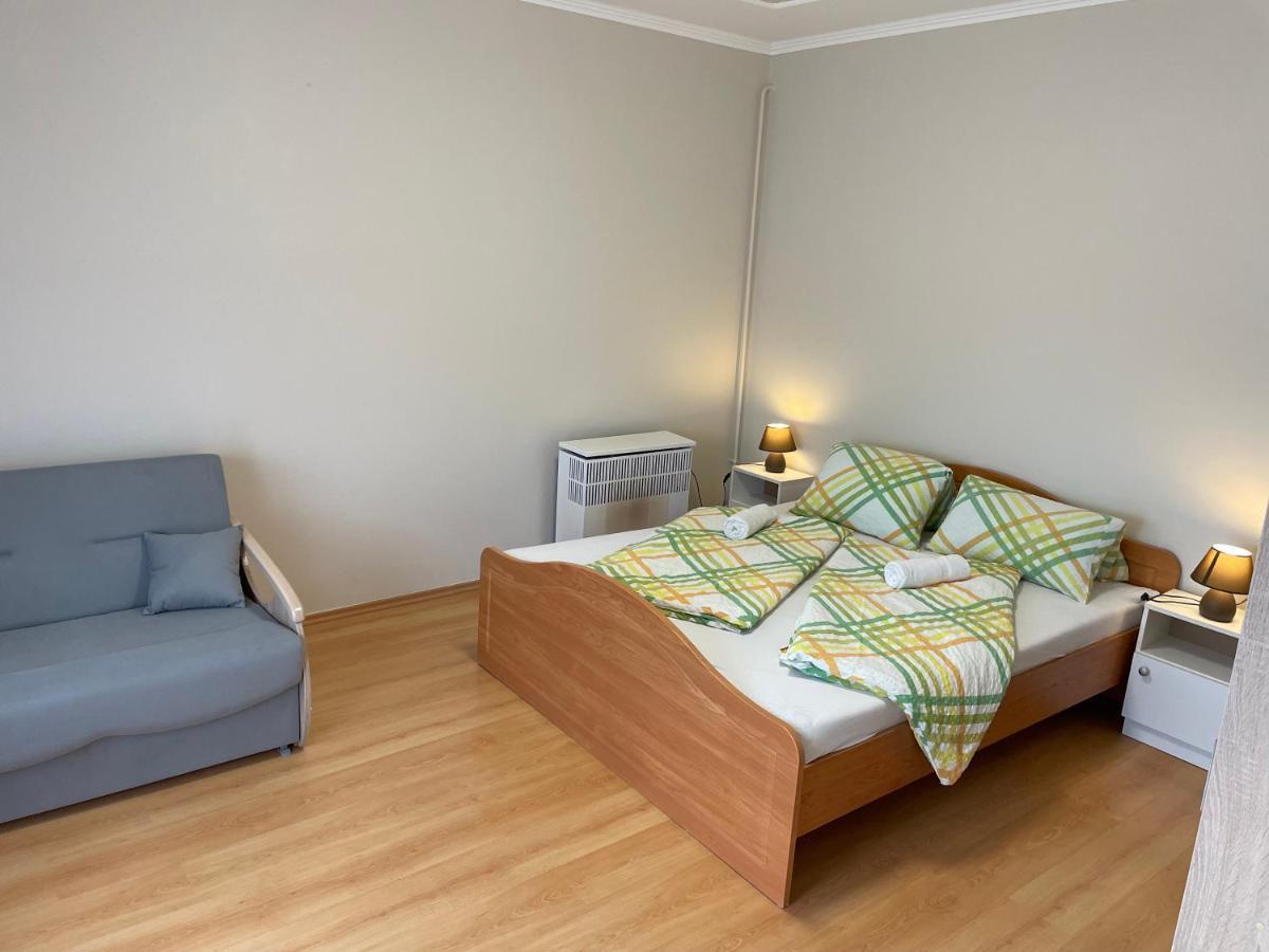 Pingvin Cukraszda Apartman Felso Szint Balatonmáriafürdő Eksteriør bilde